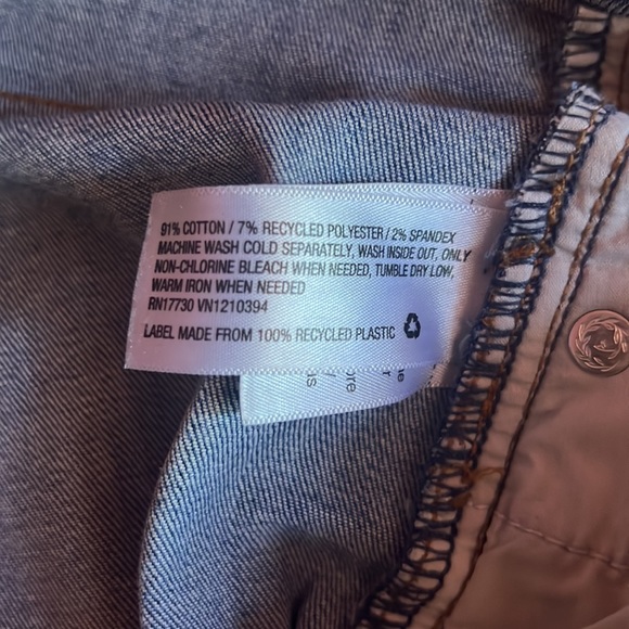 Universal Thread Jeans - Picture 5 of 5